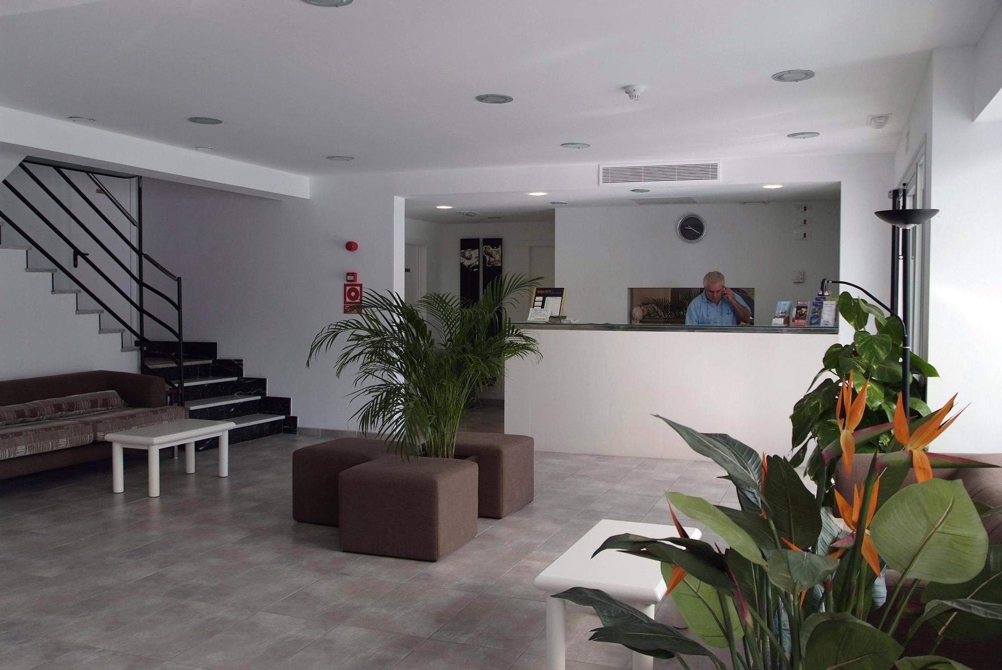 Hotel Gami Adults Only Кала Ратьяда Экстерьер фото